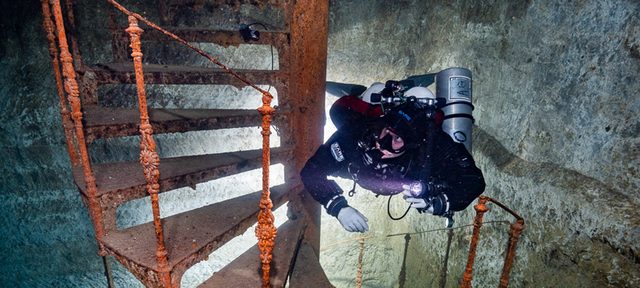 Elite Technical Mine Diver